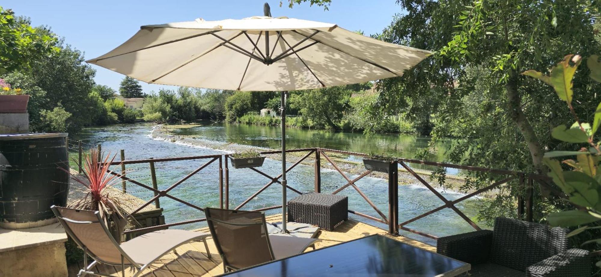 La Terrasse Du Pecheur Villa ลีล-ซูร์-ลา-ซอร์ก ภายนอก รูปภาพ